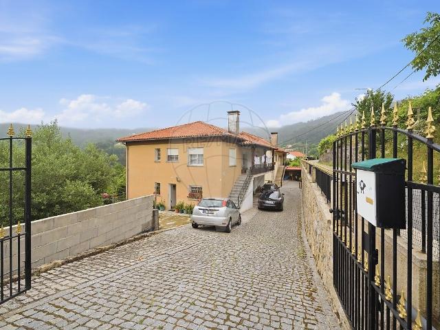 Moradia T6 à venda em Gondufe, Ponte de Lima RE/MAX Portugal