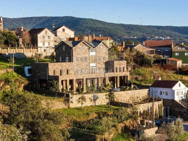 Moradia T6 à venda em Ermida e Figueiredo, Sertã RE/MAX Portugal