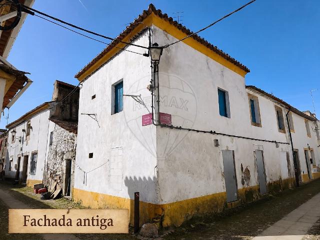 Moradia T6 à venda em Espírito Santo, Nossa Senhora da Graça e São Simão, Nisa RE/MAX Portugal