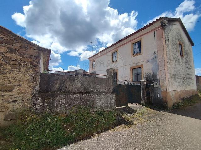Moradia T6 à venda em Mação, Penhascoso e Aboboreira, Mação RE/MAX Portugal