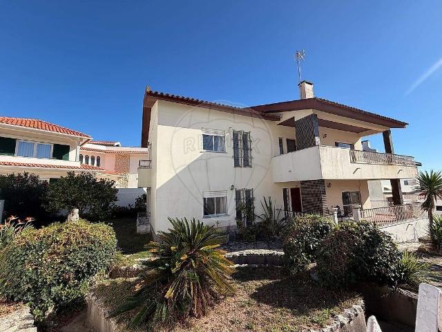 Moradia T6 à venda em Nazaré, Nazaré RE/MAX Portugal