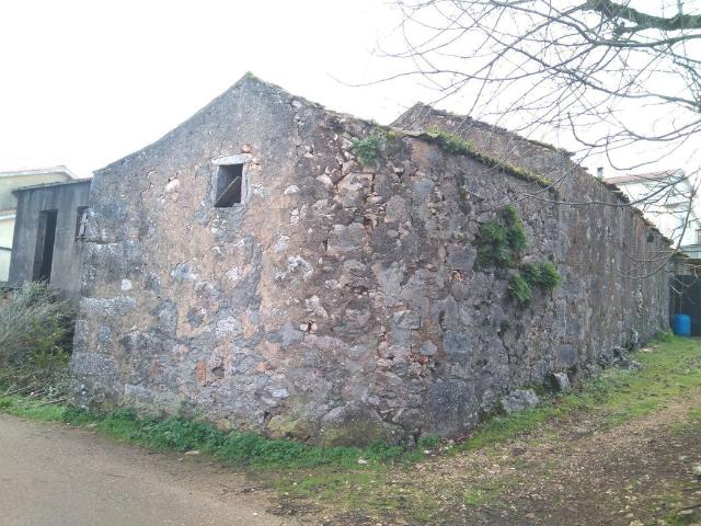 Moradia T6 à venda em Soure