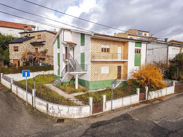 Moradia T6 à venda em Santa Maria Maior, Chaves RE/MAX Portugal