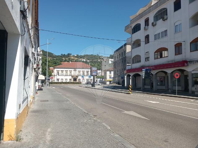 Moradia T6 à venda em Portalegre