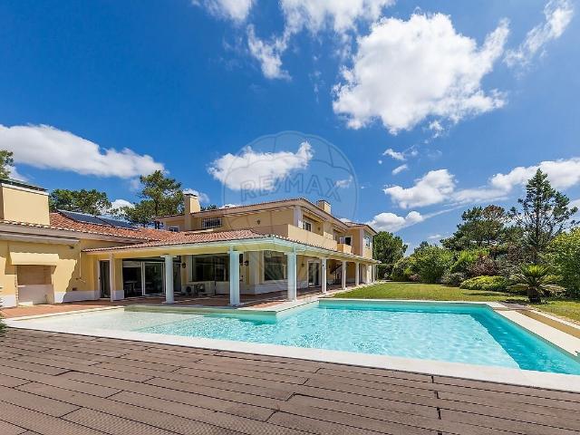 Moradia T6 à venda em Quinta do Conde, Sesimbra RE/MAX Portugal