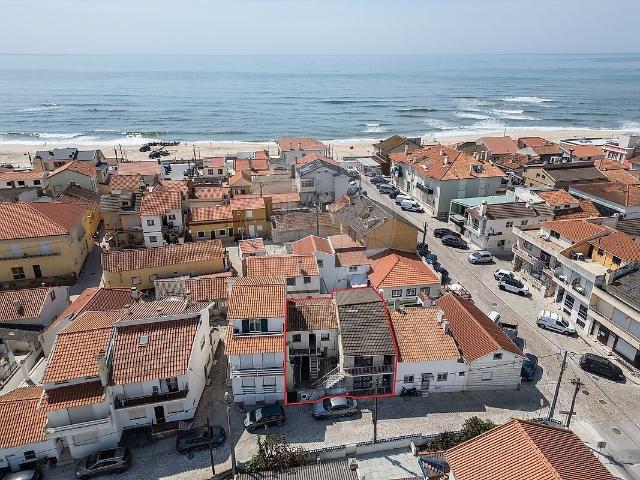 Moradia T6 à venda em Vieira de Leiria, Marinha Grande RE/MAX Portugal