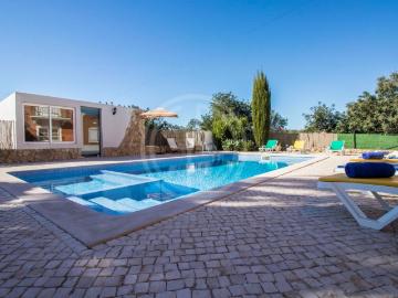 Casa para alugar em Boliqueime - Ar Condicionado