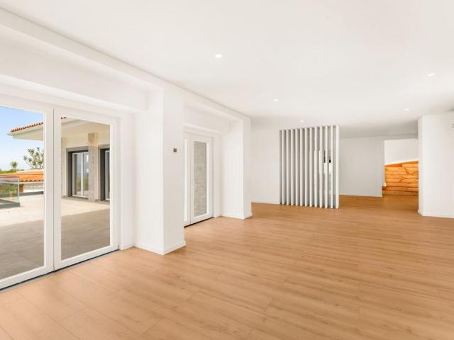 Moradia T6 com vista mar Azoia, Colares, Sintra 0m² Colares
