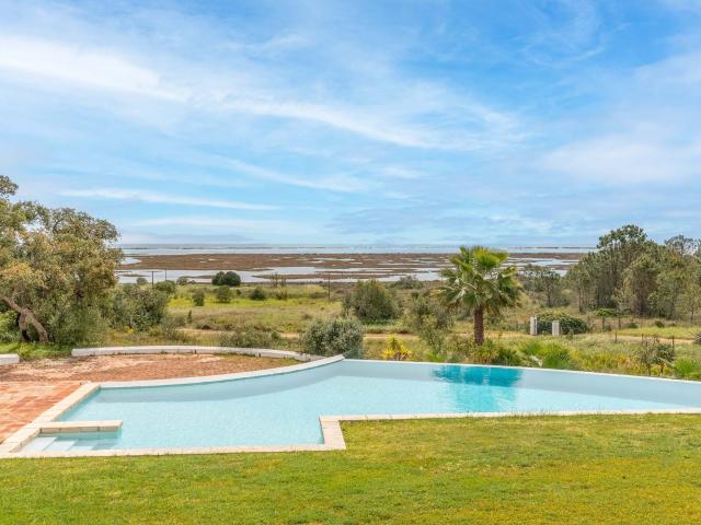 Moradia T6 com vista sobre a Ria Formosa, Tavira 305m² Luz de Tavira e Santo Estêvão