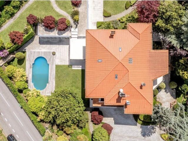 Moradia T6 com duas piscinas, na Póvoa Lanhoso, Braga 0m² Taíde