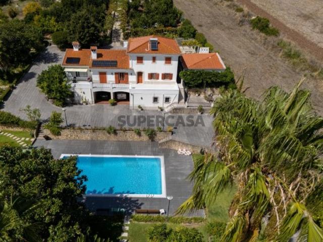 Moradia T6 com Piscina e 4.895 m² de Terreno | Palhais Loures
