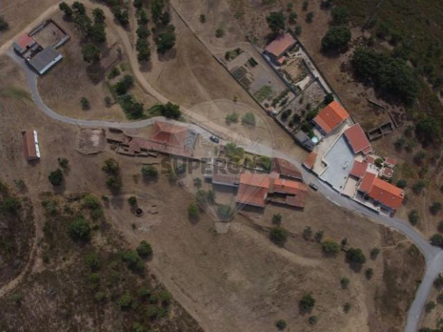 Moradia T6 em Martinchel