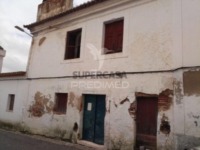 Moradia T6 em N.S. Conceição, S.Brás Matos, Juromenha