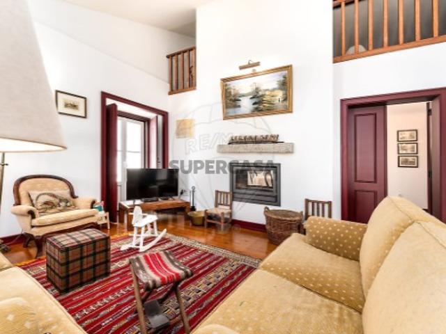 Moradia T6 em Nossa Senhora da Vila