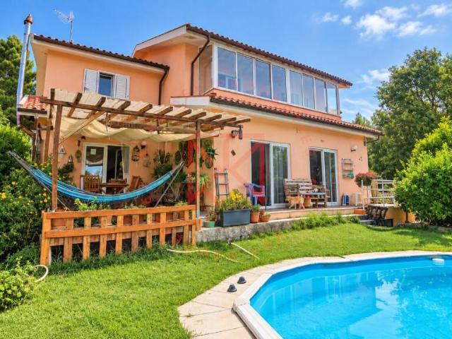 Moradia T6 em Adoufe, Vila Real
