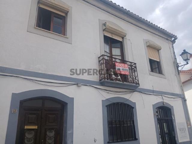 Moradia T6 em Arganil