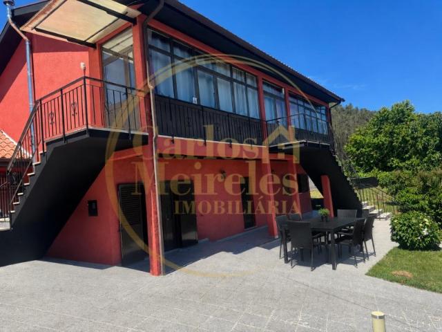 MORADIA T6 EM DOSSÃOS VILA VERDE
