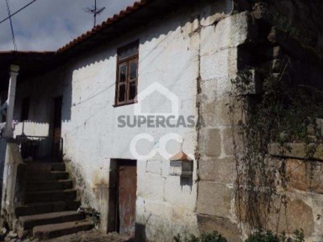Moradia T6 em Faiões