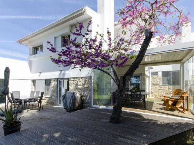 Moradia T6 em São Pedro do Estoril