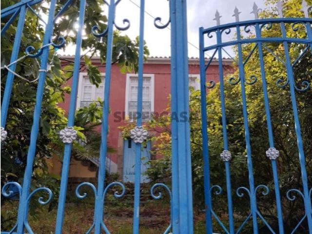 Moradia T6 em Valbom/Bogalhal