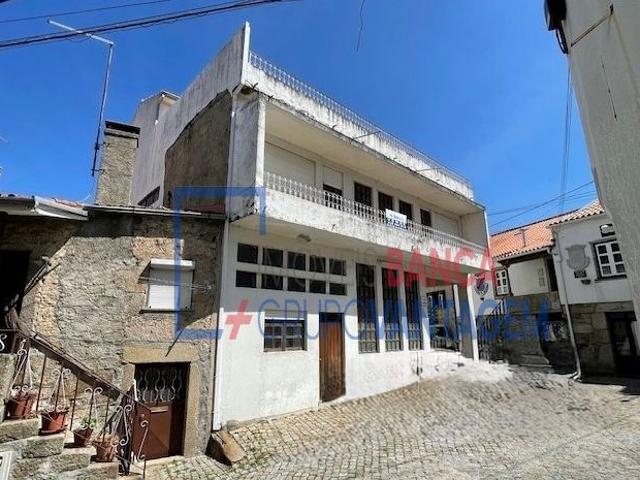 MORADIA T6 GOUVEIA