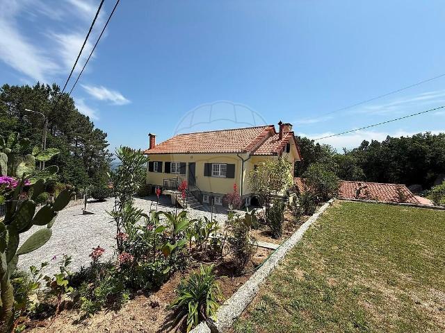 Moradia T6 para arrendar em Lavradas, Ponte da Barca RE/MAX Portugal