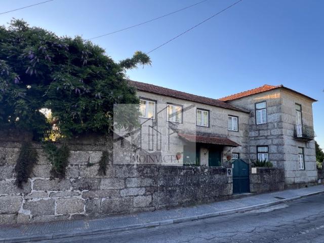 Moradia T6 para venda Casa Histórica com licença de Alojamento Local
