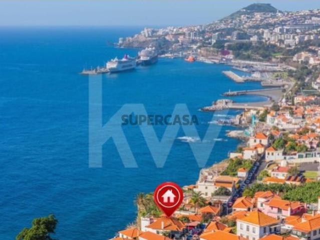 MORADIA T7 NA PRIMEIRA LINHA DE MAR LAZARETO FUNCHAL