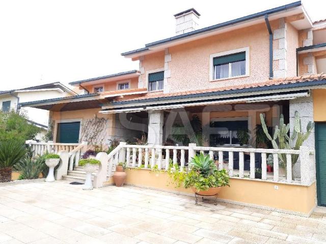 Moradia T7 a 5 minutos da vila de Monção 200m² Barbeita