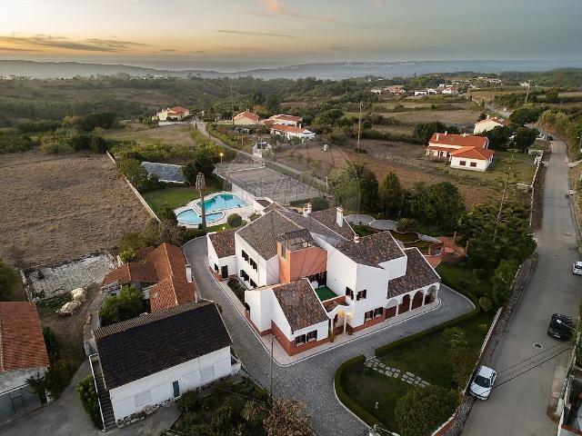 Moradia T7 à venda em Cela, Alcobaça RE/MAX Portugal