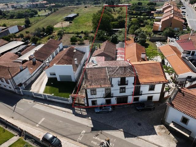 Moradia T7 à venda em Albergaria a Velha e Valmaior, Albergaria a Velha RE/MAX Portugal