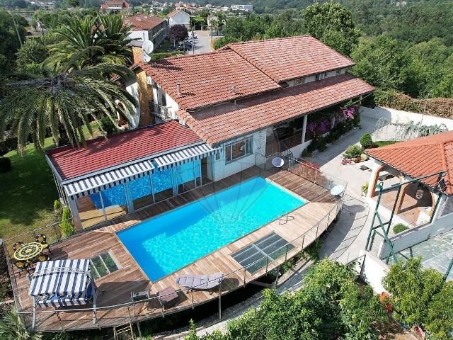 Moradia T7 à venda em Arcos de Valdevez Salvador, Vila Fonche e Parada, Arcos de Valdevez RE/MAX Portugal