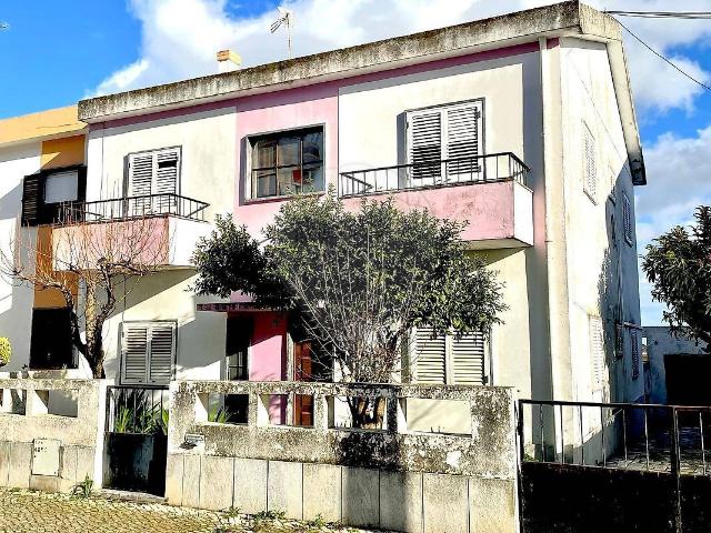 Moradia T7 à venda em Beja Salvador e Santa Maria da Feira, Beja RE/MAX Portugal