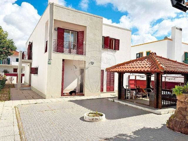 Moradia T7 à venda em Beja Salvador e Santa Maria da Feira, Beja RE/MAX Portugal