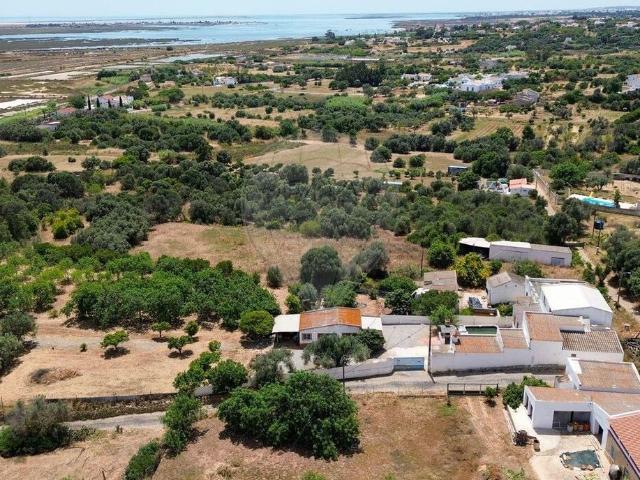 Moradia T7 à venda em Olhão