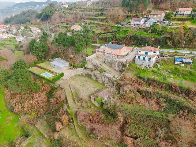 Moradia T7 à venda em São Cristóvão de Nogueira, Cinfães RE/MAX Portugal