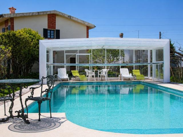 Moradia T7, com piscina coberta, campo de ténis