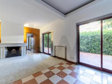 Moradia T7 de Luxo com Vista Mar, Jardim, Terraço e Garagem. 311m² Oeiras E São Julião Da Barra