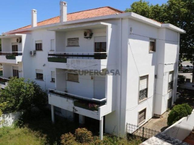Moradia T7 em Assunção, Ajuda, Salvador e Santo Ildefonso