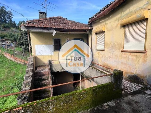 Moradia T7 em Ruína em Almalaguês, Coimbra