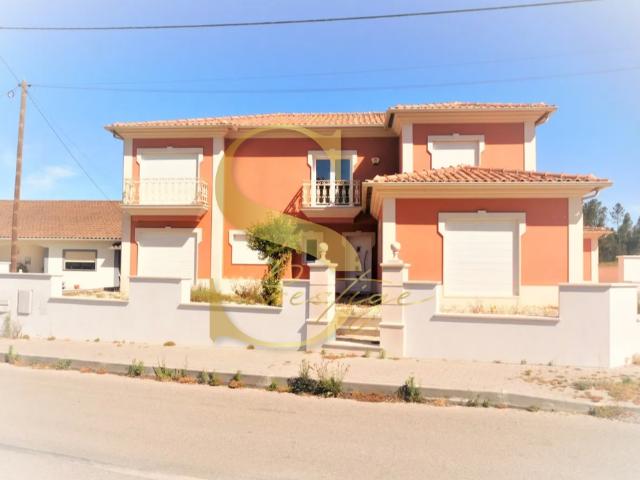 Moradia T7, Leiria