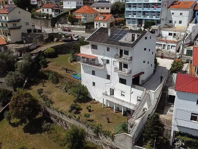 Moradia T8 à venda em Covilhã e Canhoso, Covilhã RE/MAX Portugal
