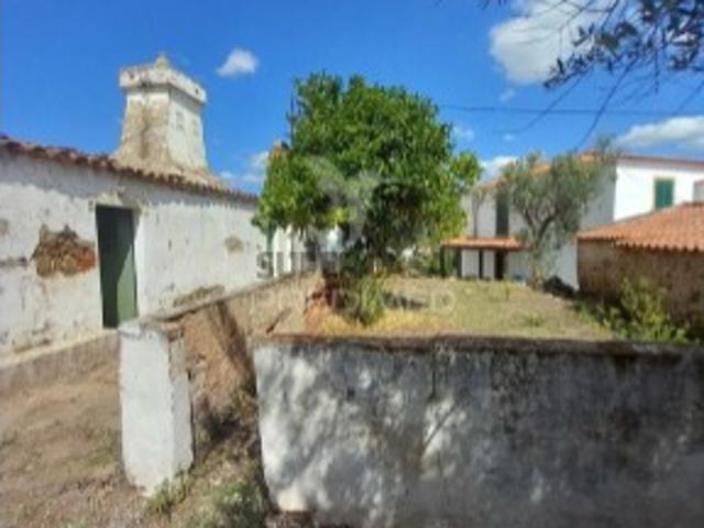 Moradia T8 em Redondo