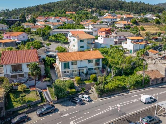 Moradia T8 em S. Torcato Guimarães