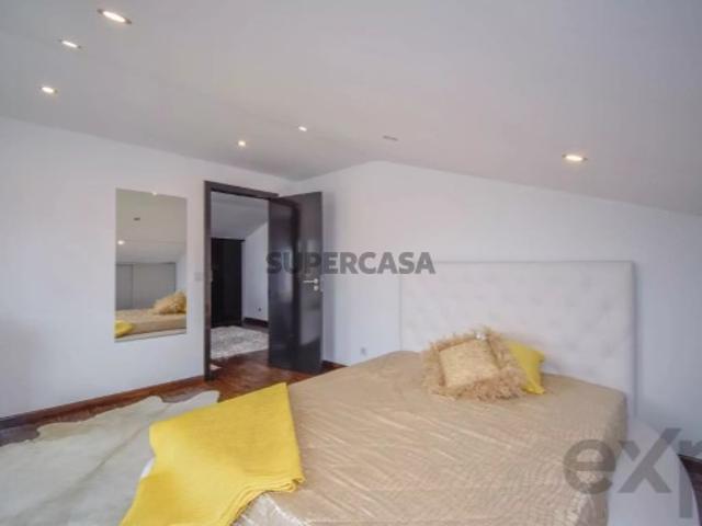Moradia T8 em União Freguesias Santa Maria, São Pedro e Matacães