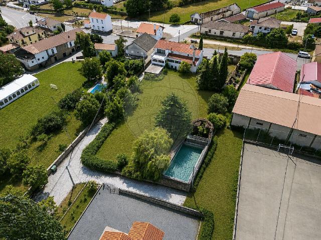 Moradia T9 à venda em Santa Comba de Rossas, Bragança RE/MAX Portugal