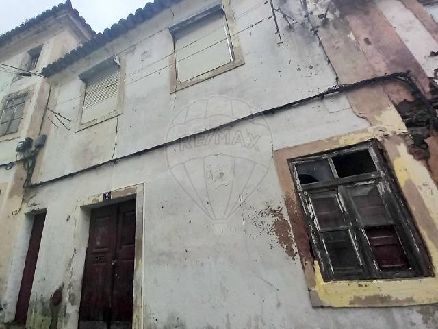 Moradia T9 à venda em Sé e São Lourenço, Portalegre RE/MAX Portugal