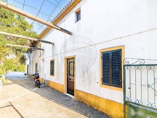Moradia T9 à venda em Querença, Tôr e Benafim, Loulé RE/MAX Portugal