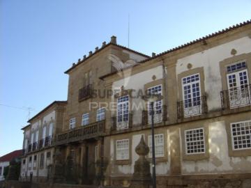 Moradia T9 em Idanha a Nova e Alcafozes