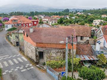 Moradia T0 à venda em Vouzela
